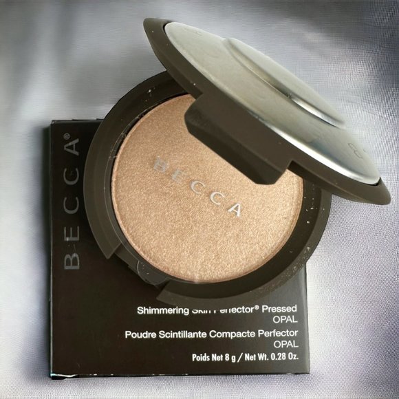 BECCA ~ SHIMMERING SKIN PERFECTOR POWDER ~ OPAL ~ 0.28 OZ Highlighter Full Size - Picture 2 of 14